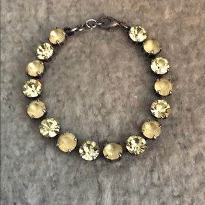 Gorgeous peridot gemstone bracelet